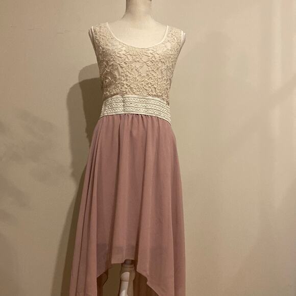 Rue+ dress - Picture 1 of 5